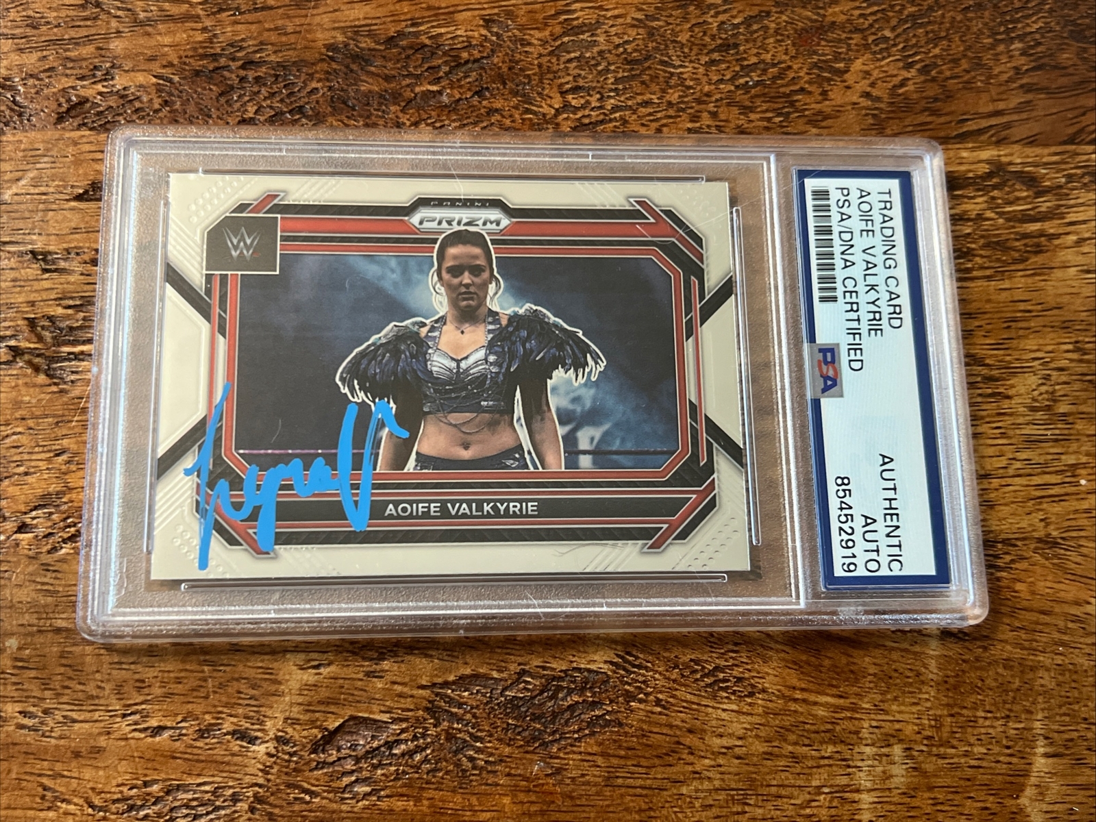 Lyra Valkyria IP Signed Prizm Card Psa Dna Coa Slab Autographed WWE Aoife