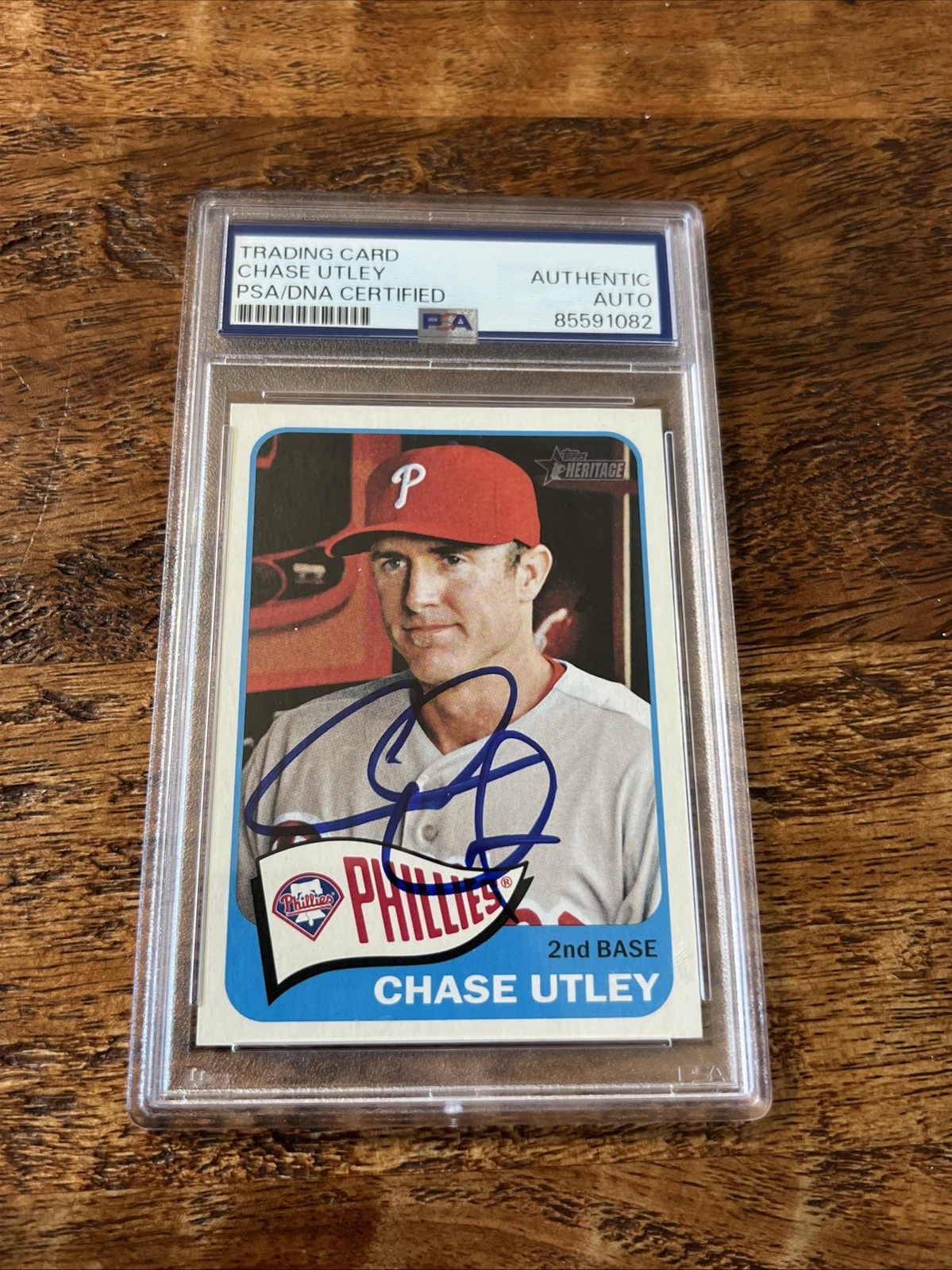Chase Utley IP Signed Topps Heritage Card Psa Dna Coa Slab Autographed Phillies