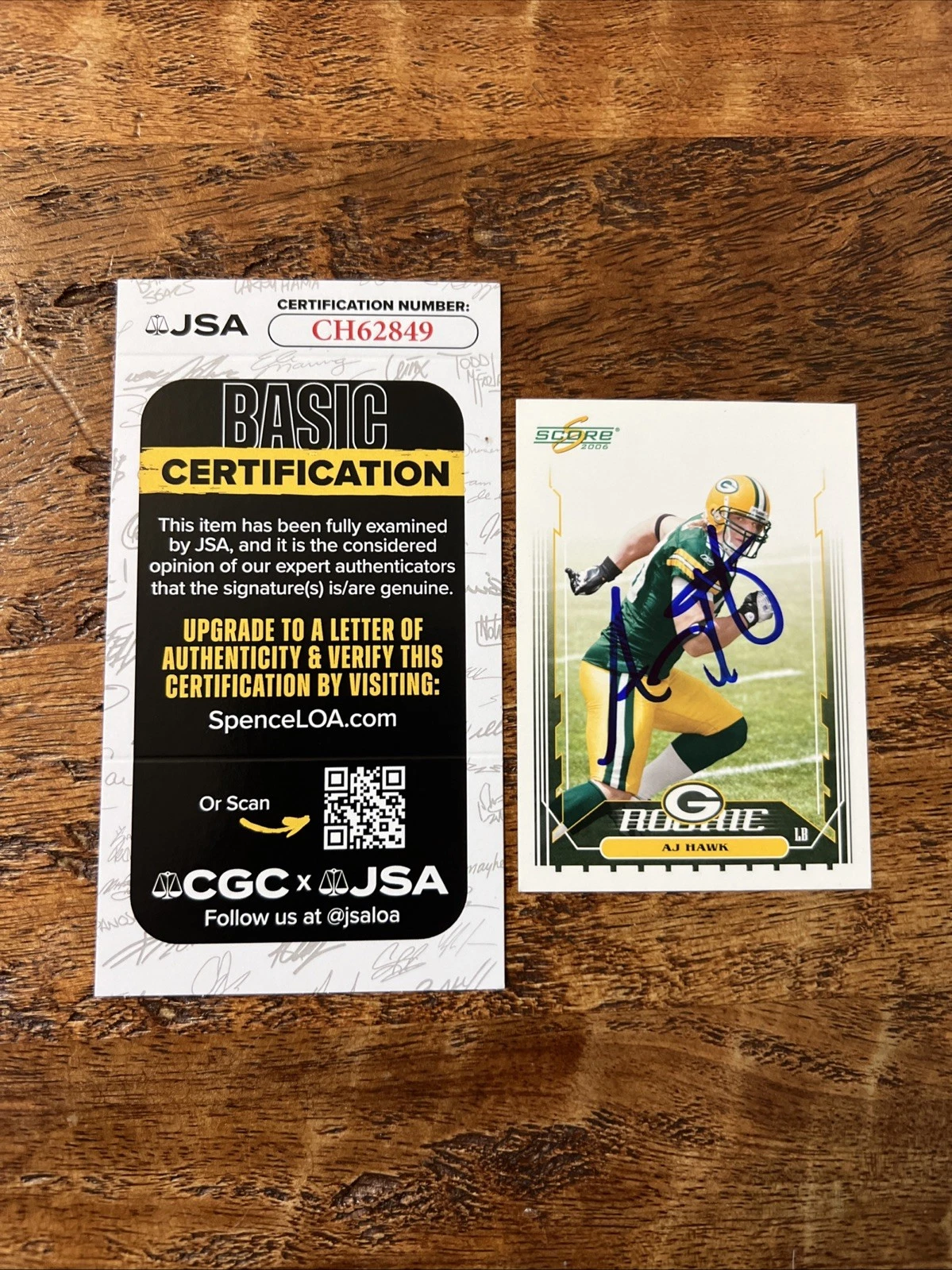AJ Hawk IP Signed Score Rookie Card JSA Coa Packers Autographed