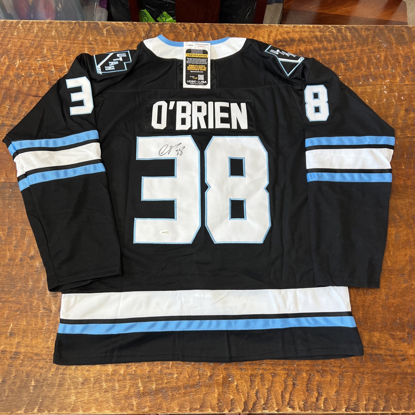 Liam O'Brien Signed Utah Mammoth Jersey JSA Coa Autographed