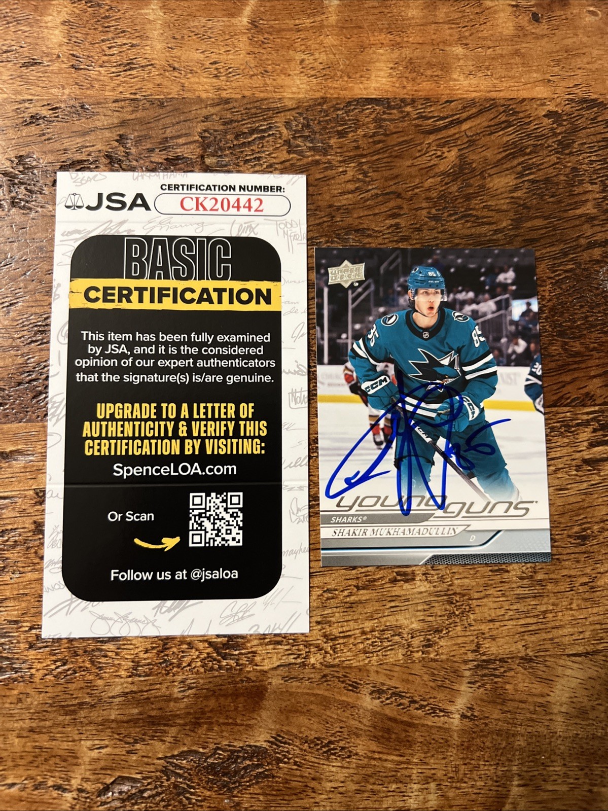 Shakir Mukhamadullin IP Signed UD Young Guns Card JSA Coa Sharks Autographed