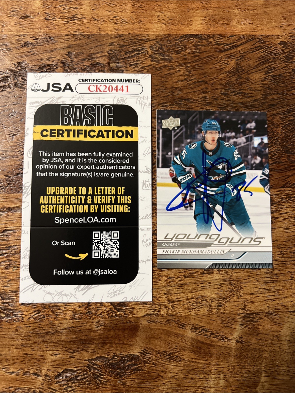 Shakir Mukhamadullin IP Signed UD Young Guns Card JSA Coa Sharks Autographed