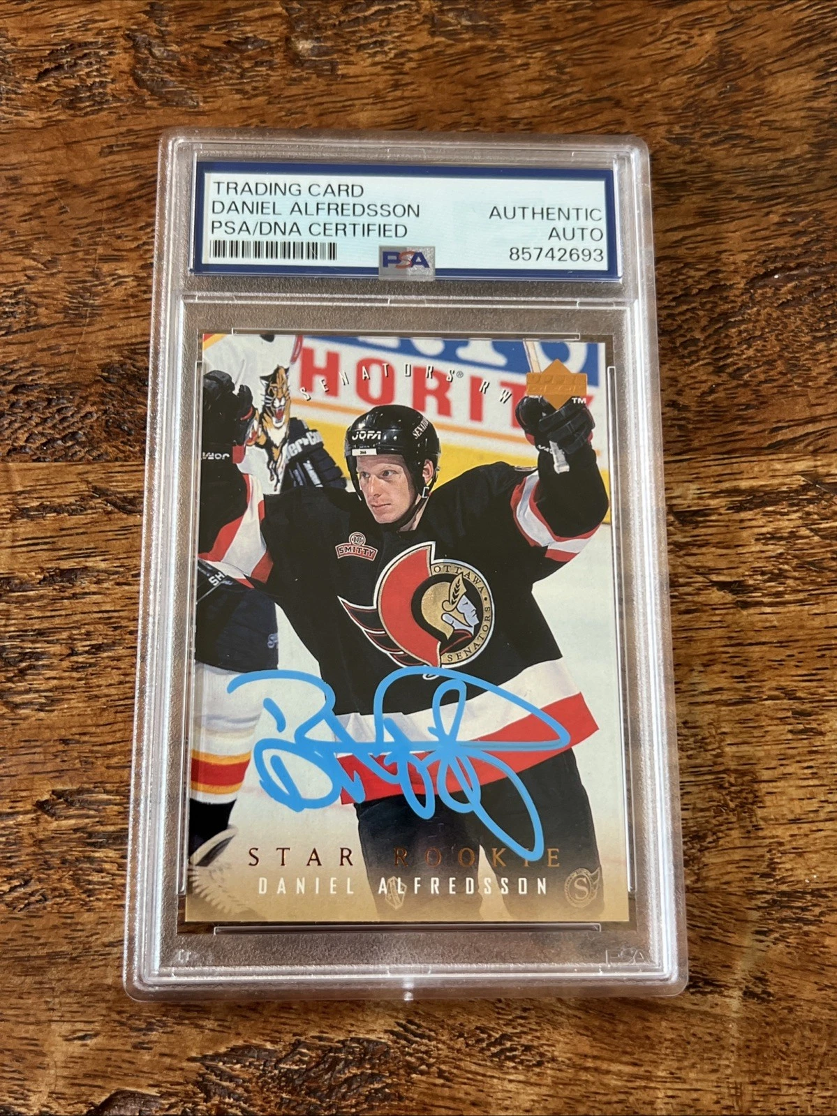 Daniel Alfredsson IP Signed Upper Deck RC Card Psa Dna Slab Senators Autographed