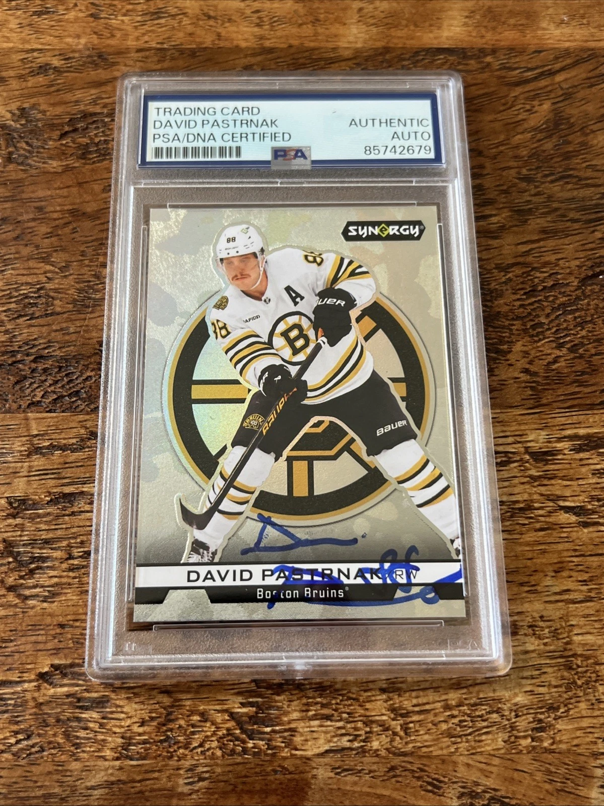 David Pastrnak IP Signed Upper Deck Synergy Card PSA DNA Coa Bruins Autographed
