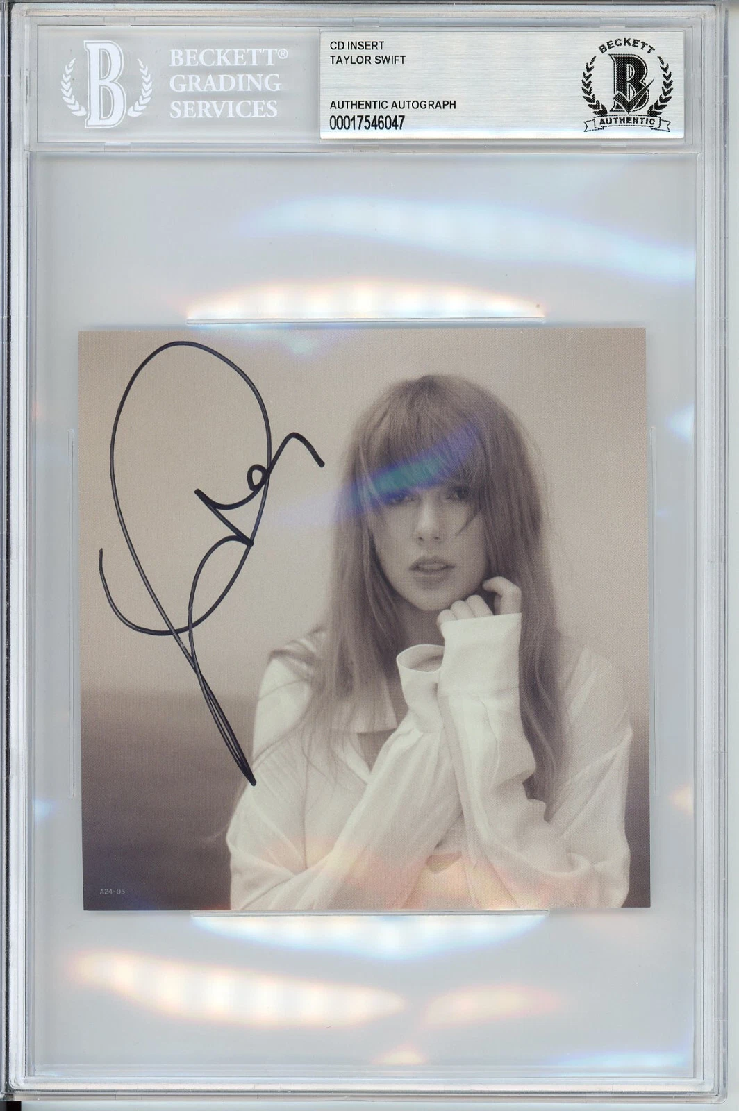 TAYLOR SWIFT SIGNED Tortured Poets CD Photograph LONG SIGNATURE BAS Beckett COA