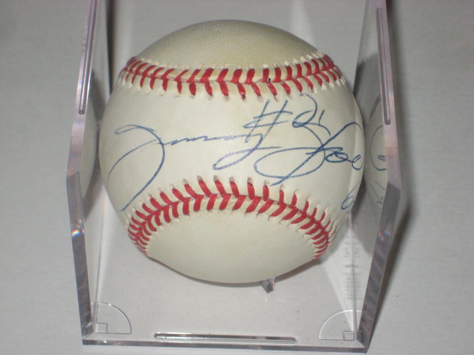 SAMMY SOSA (Cubs) Signed Official NL Baseball w/ JSA Authenticated & 66 HR Inscr