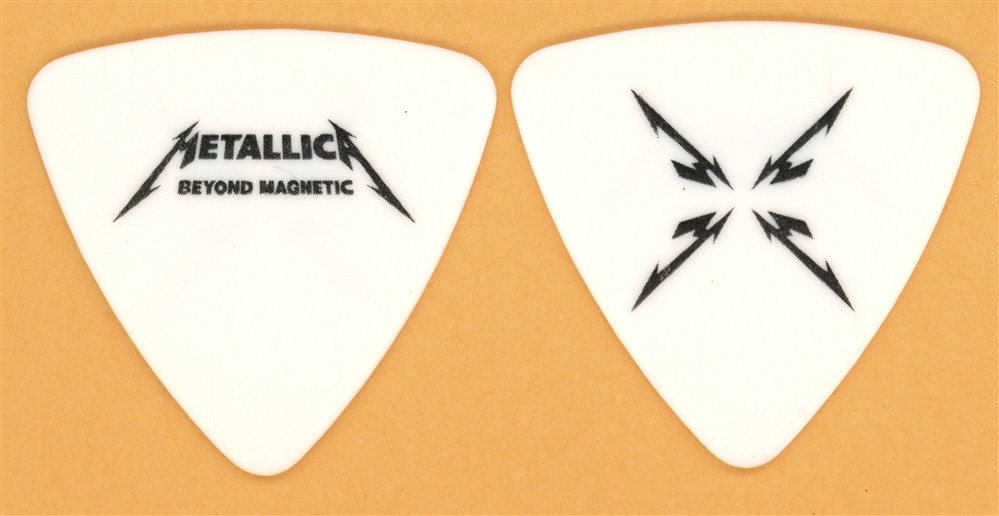 Metallica Robert Trujillo Vintage Guitar Pick - 2012 Beyond Magnetic Tour