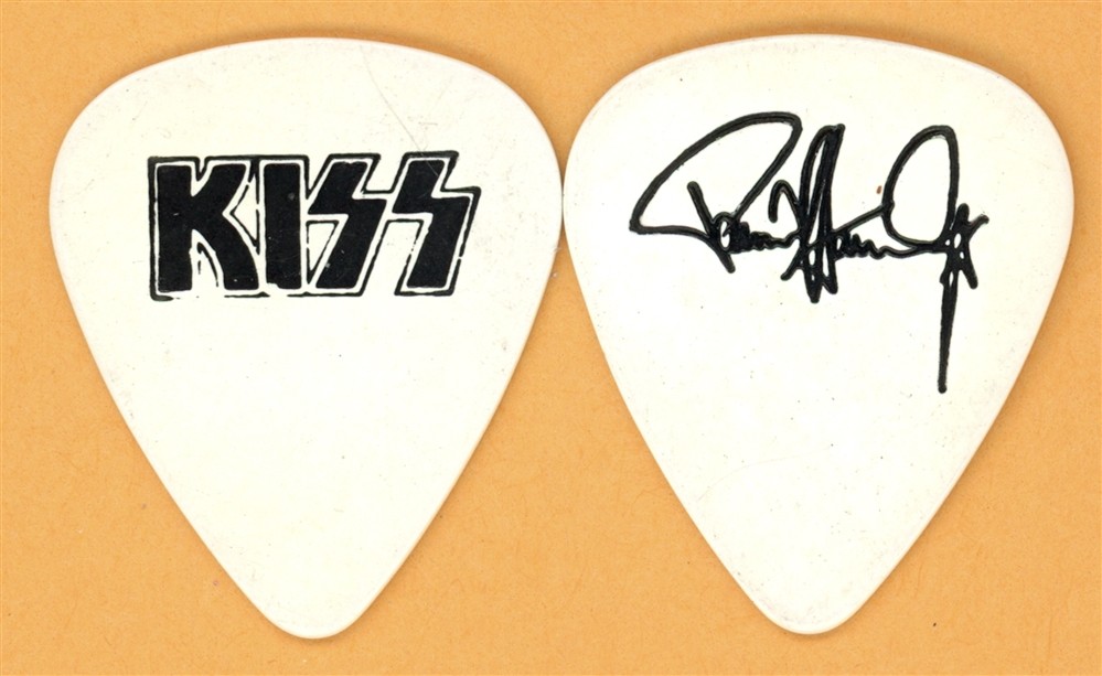 KISS Paul Stanley Bone White Vintage Guitar Pick - 2003 World Domination Tour