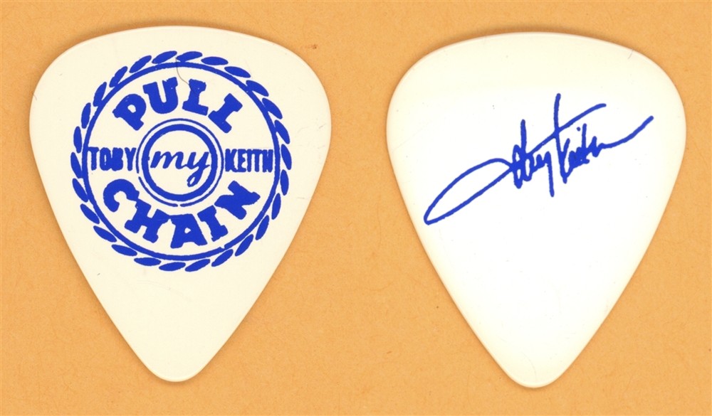 Toby Keith Vintage Guitar Pick - 2001 Pull My Chain Tour