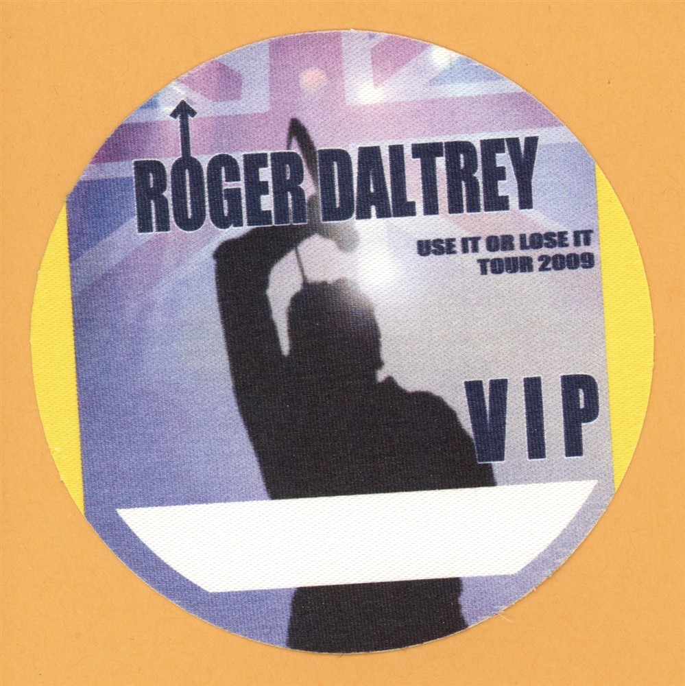 ROGER DALTREY 2009 THE WHO CONCERT TOUR VIP BACKSTAGE PASS COLLECTIBLE MEMORABILIA