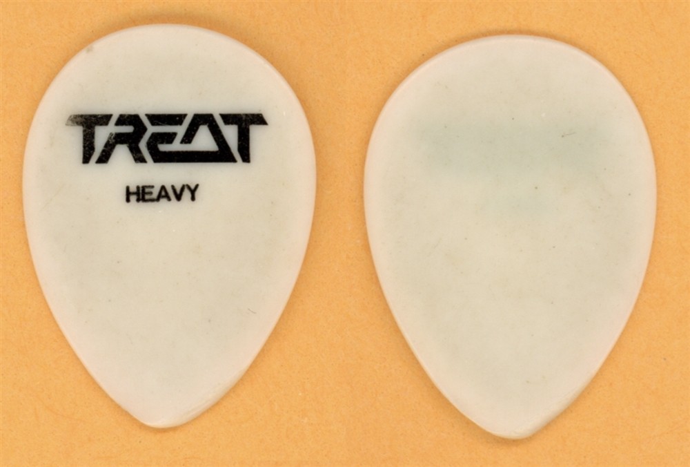 TREAT Vintage Tour Guitar Pick