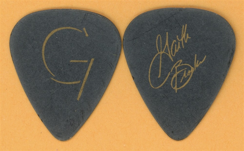 Garth Brooks Vintage Guitar Pick - 1997 Sevens Tour