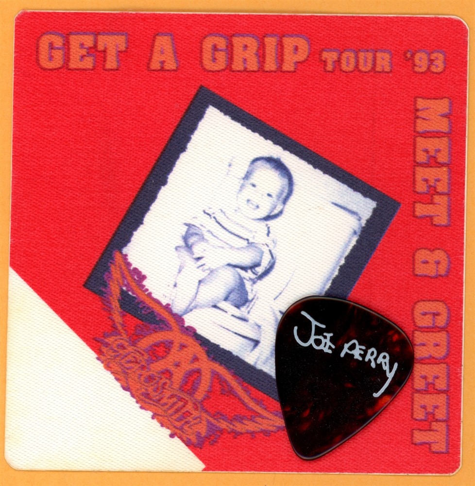 Aerosmith Joe Perry Signature Vintage Guitar Pick & Pass - 1993 Get A Grip Tour