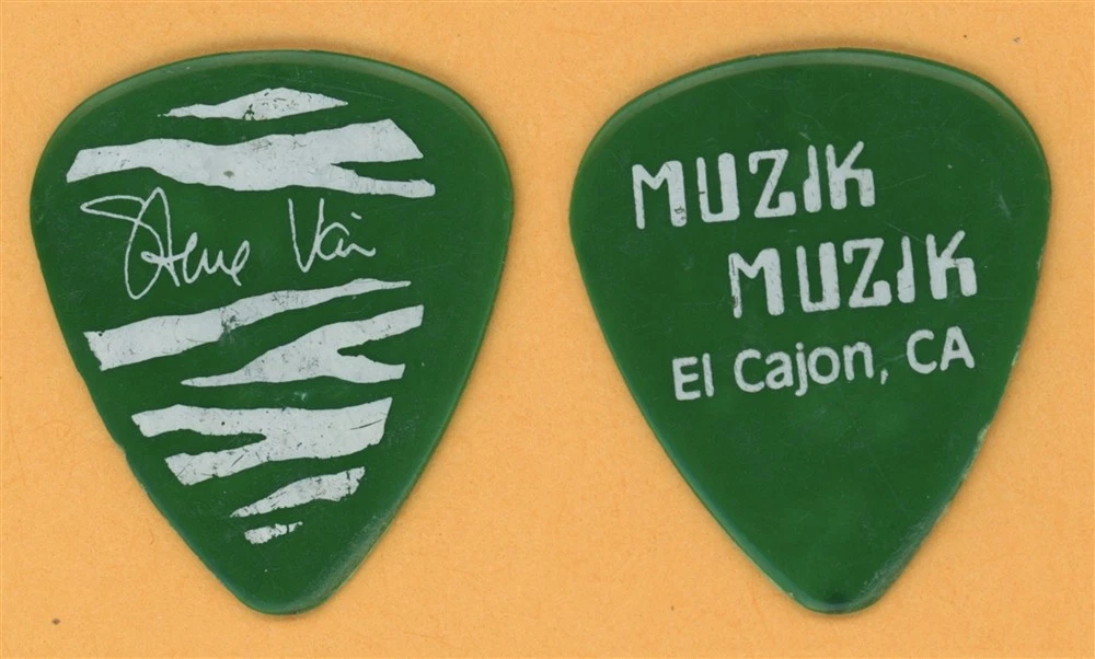 Alcatrazz Steve Vai Vintage Guitar Pick - 1986 Dangerous Games Tour