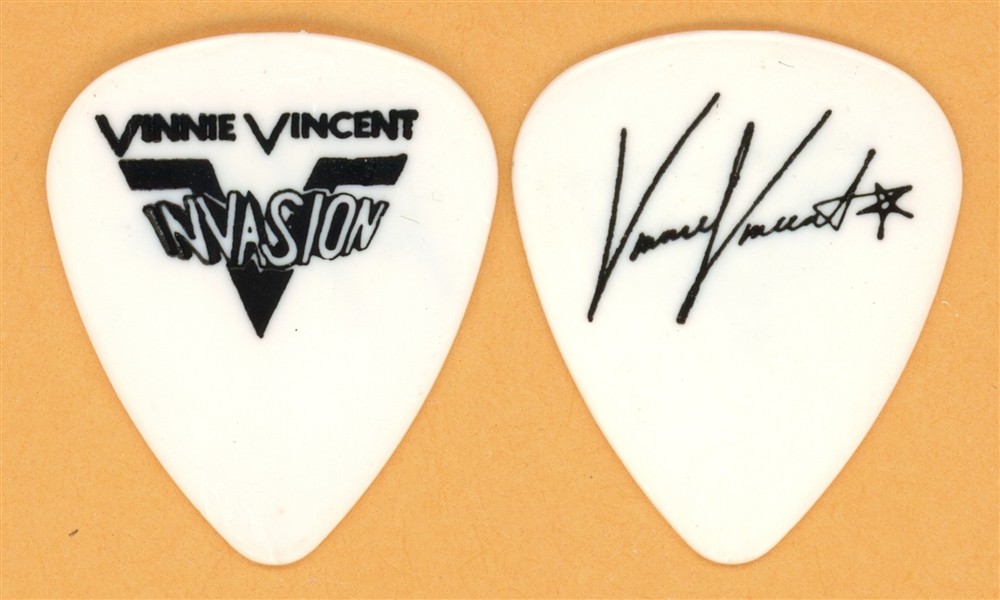 Vinnie Vincent KISS Vintage Guitar Pick - 1986 Invasion Tour
