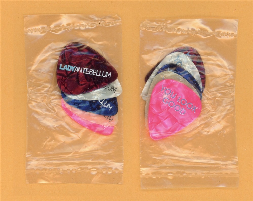 Lady Antebellium Vintage Tour Guitar Pick Tin Pack - Sealed Bag of 5
