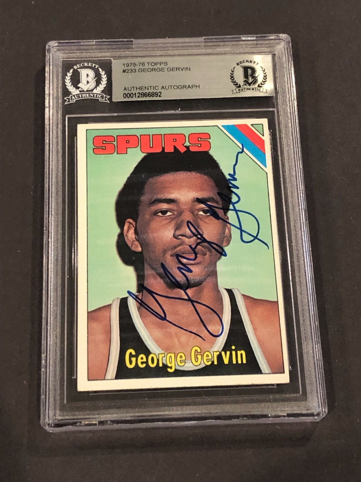 GEORGE GERVIN Signed 1975-76 TOPPS Card #233 Beckett Authenticated (BAS)