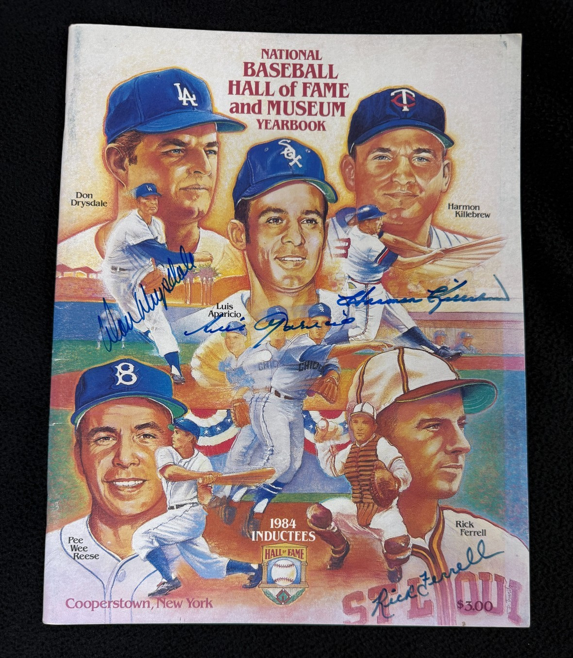 1984 Baseball Hall Of Fame Inductees Program Signed By 4 PSA/DNA COA