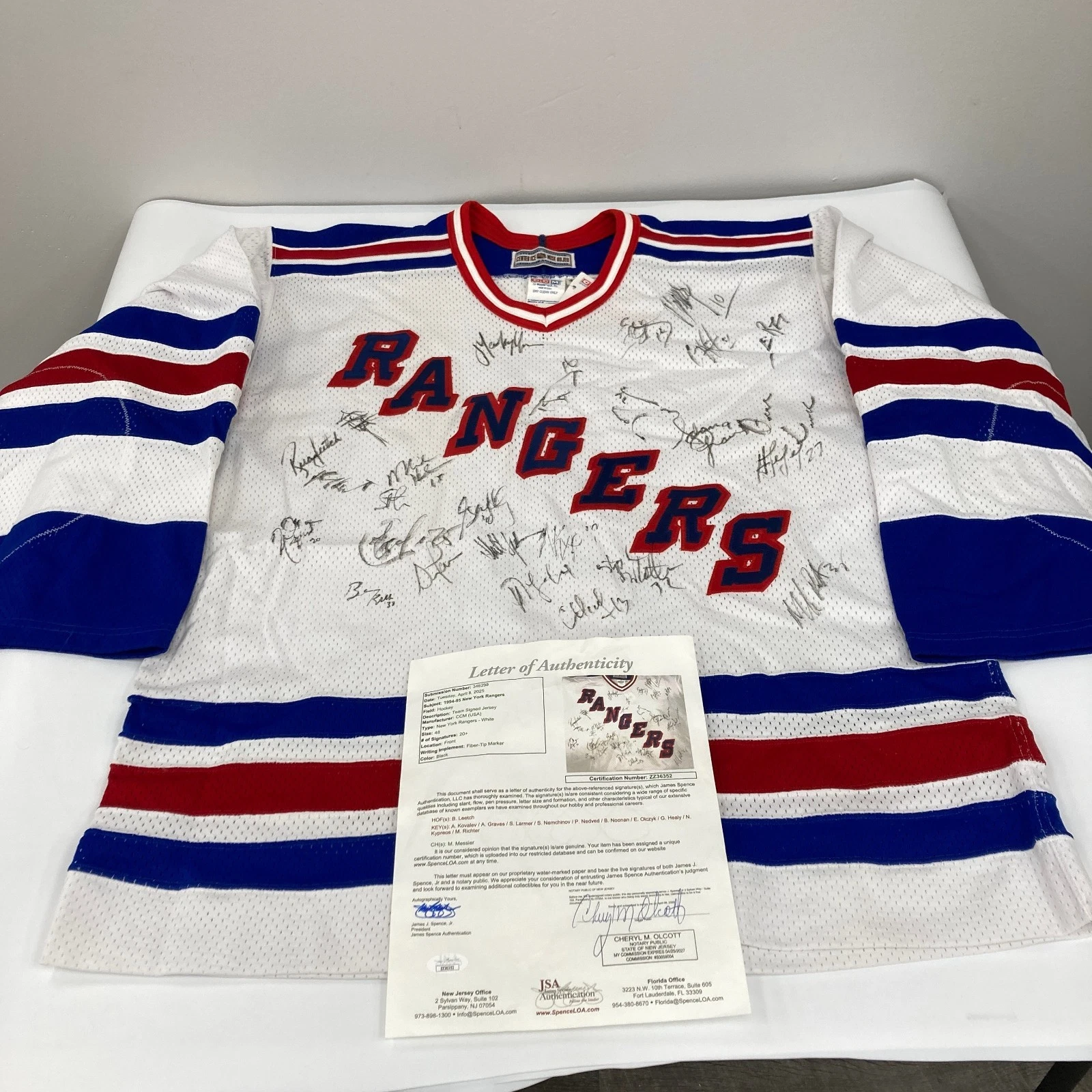 1994–95 New York Rangers Team Signed Authentic Jersey JSA COA