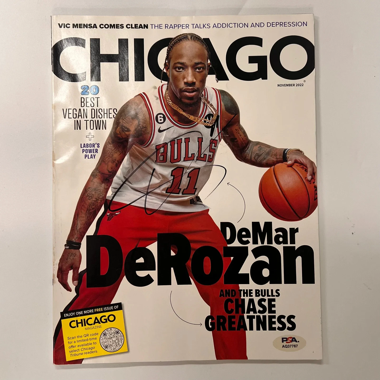 DeMar DeRozan Signed Basketball Magazine PSA Autographed