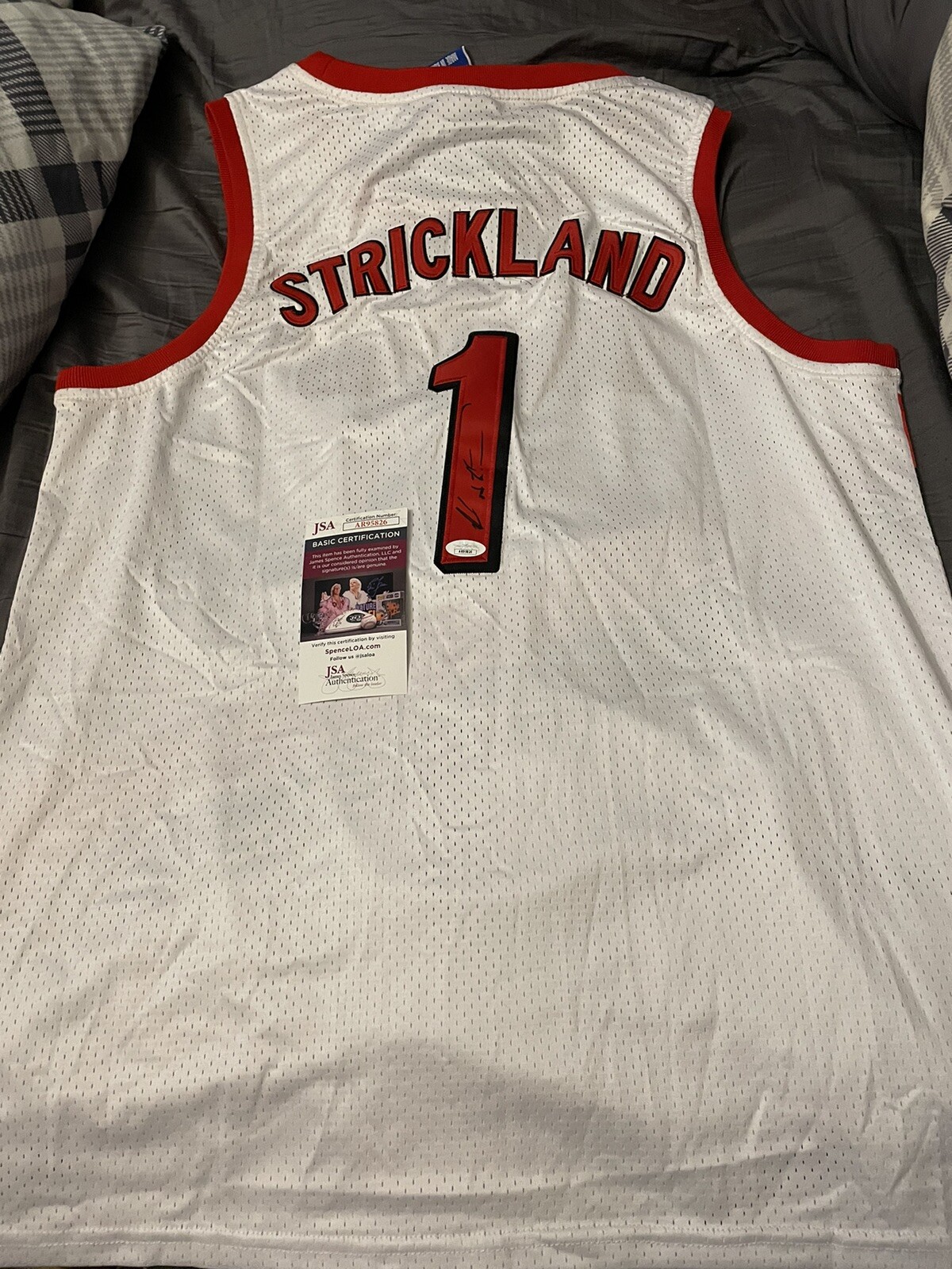 PORTLAND TRAILBLAZERS ROD STRICKLAND SIGNED AUTO JERSEY JSA CERTIFIED  Xl