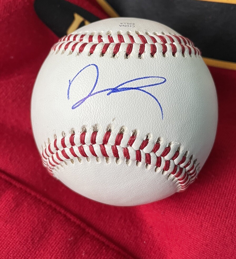 PHILADELPHIA PHILLLIES DARICK HALL SIGNED BALL COA AUTOGRAPH