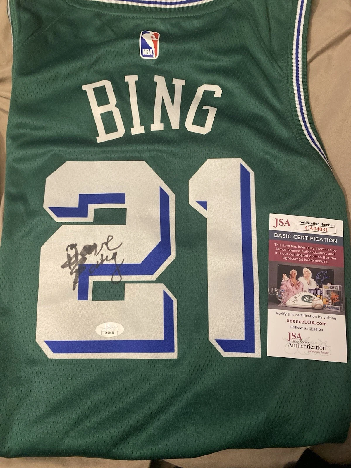 DETROIT PISTONS- DAVE BING SIGNED AUTOGRAPH JERSEY JSA COA HOF SYRACUSE Large