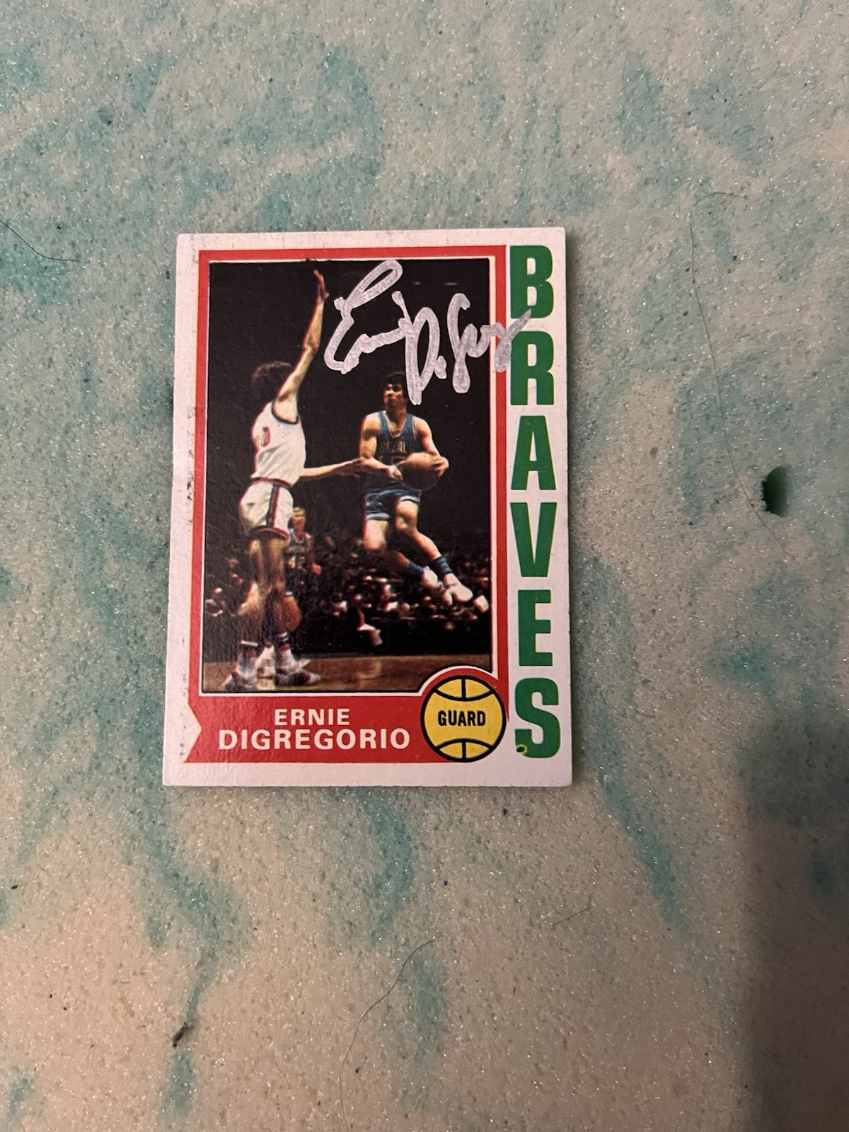 Ernie Digregorio Signed Topps 1974-75 Rookie Basketball Card  Buffalo Braves COA