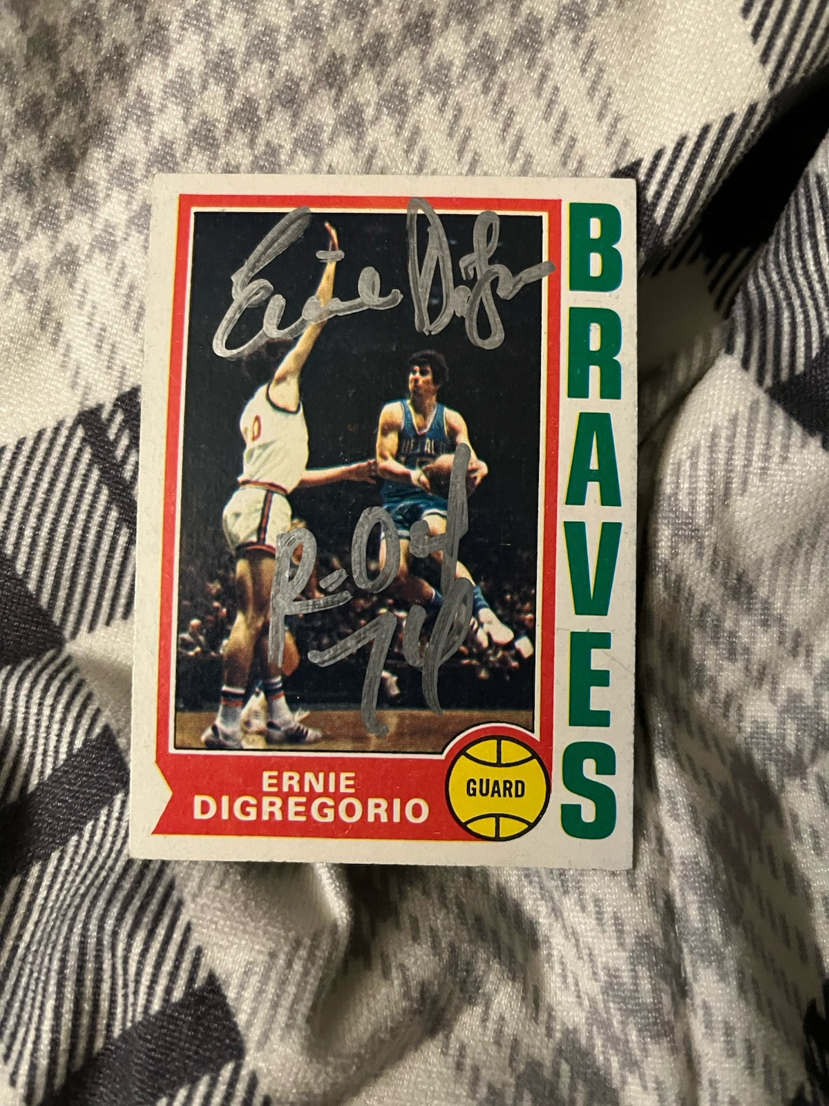 Ernie Digregorio Signed Topps 1974-75 Rookie Basketball Card  Buffalo Braves COA