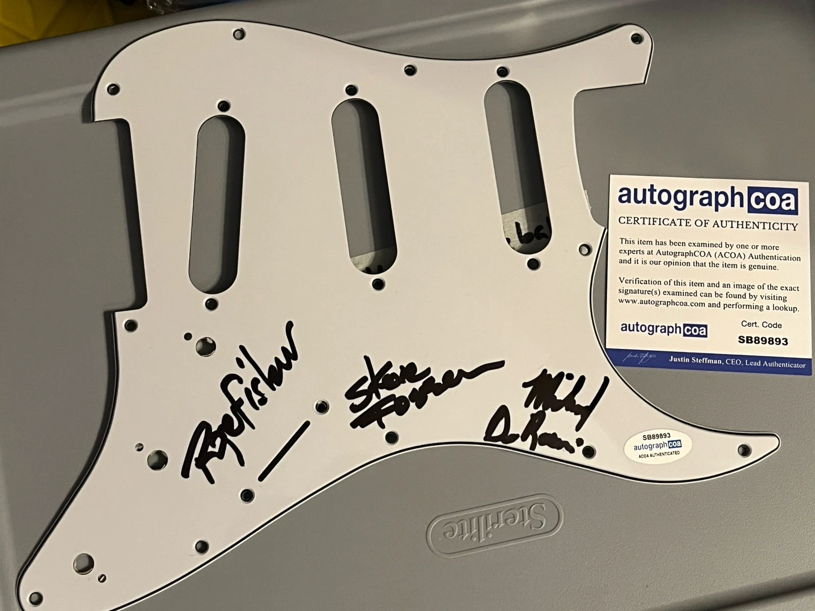 Heart Band Roger Fisher Michael DeRosier Steve Fossen Signed PICKGUARD Auto ACOA