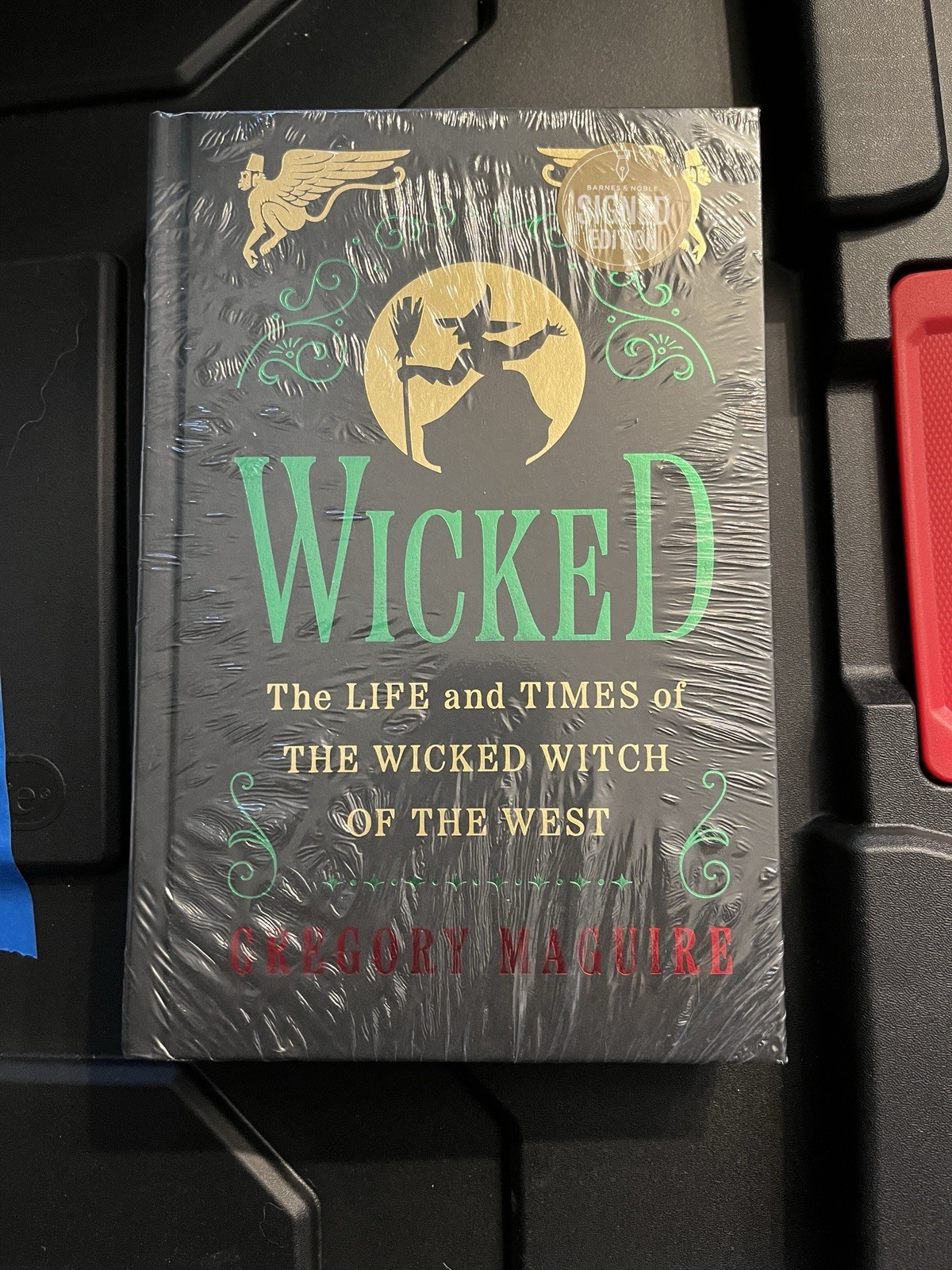 Wicked Collector’s Edition Signed Auto Gregory Maguire Book New Sealed Barnes N
