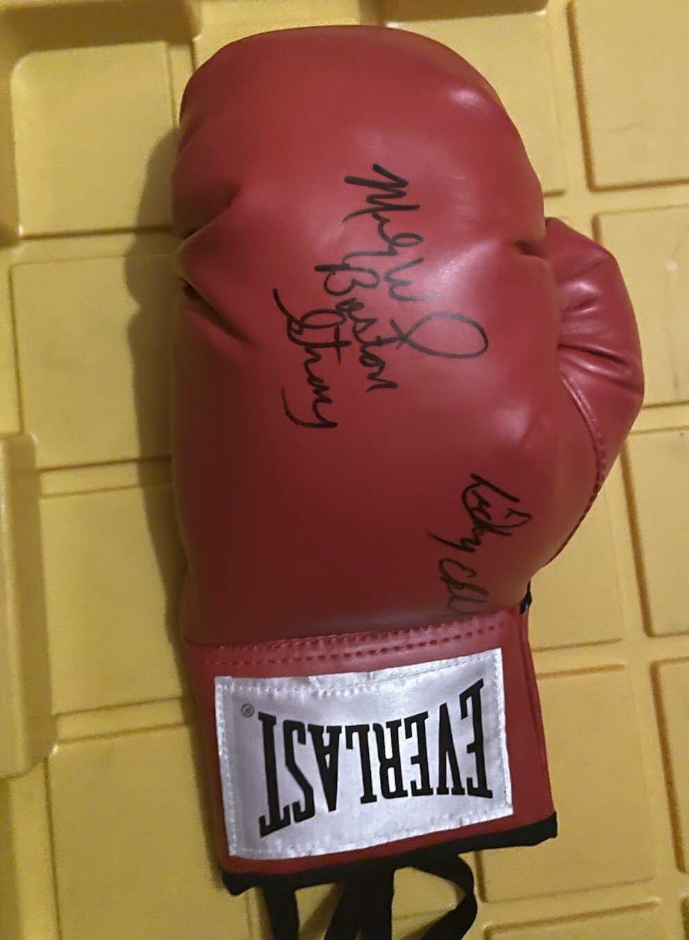 Micky Ward Signed & Dicky Eklund Signed BOXING GLOVE 🥊 CAS CERTIFIED ACOA