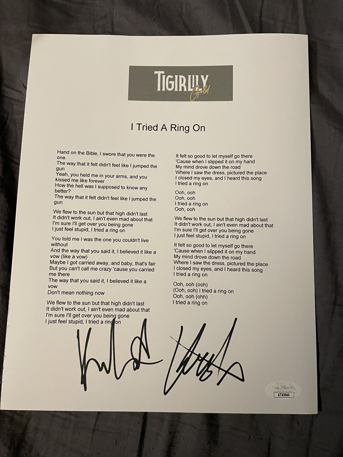 COUNTRY MUSIC DUO TIGIRLILY GOLD SIGNED AUTO LYRIC JSA COA I TRIED A RING ON