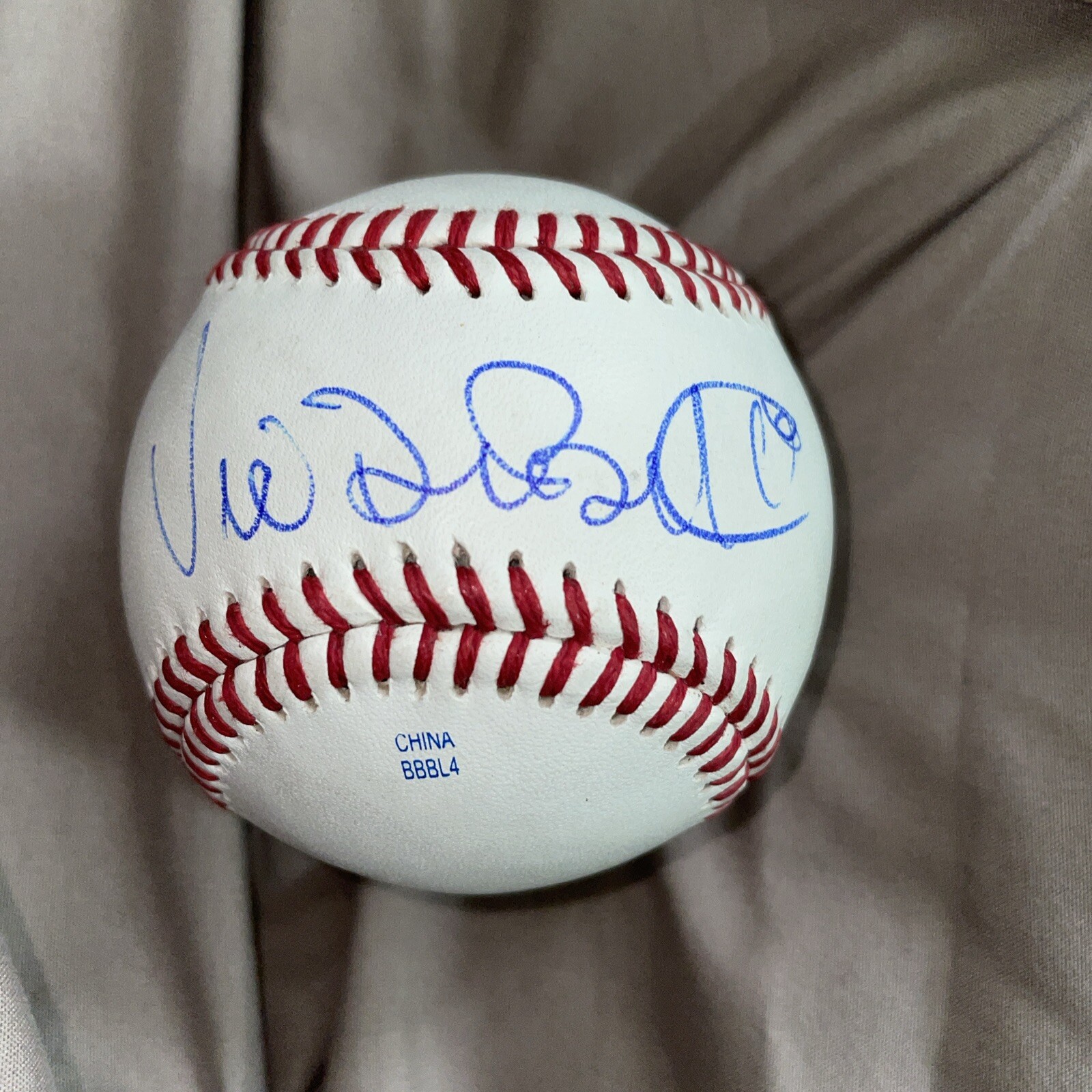 COMEDIAN VIC DIBITETTO SIGNED BALL BASEBALL ACOA CERT