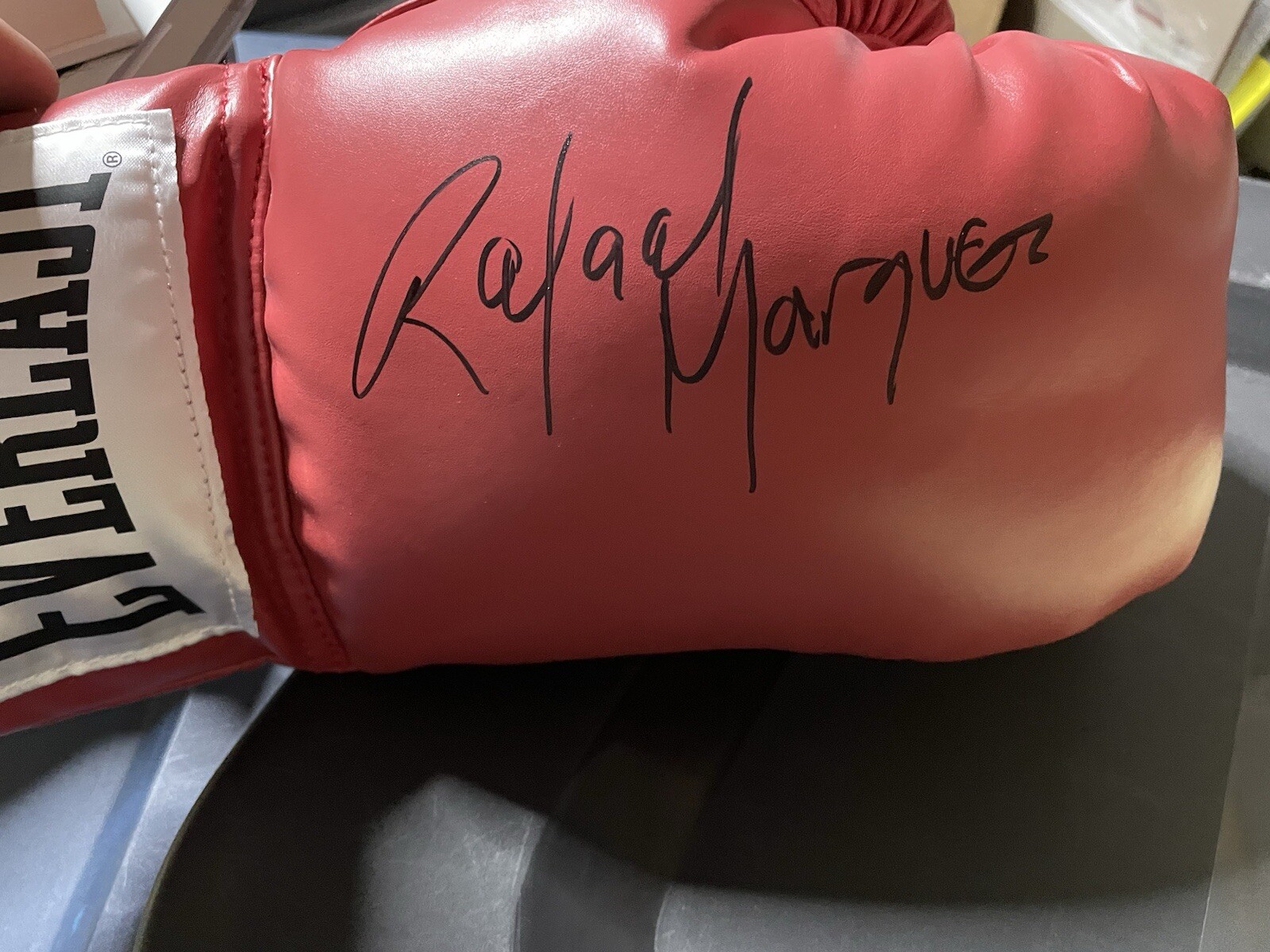 RAFAEL MARQUEZ SIGNED AUTOGRAPHED EVERLAST BOXING GLOVE JSA COA HOF 2023 CHAMP