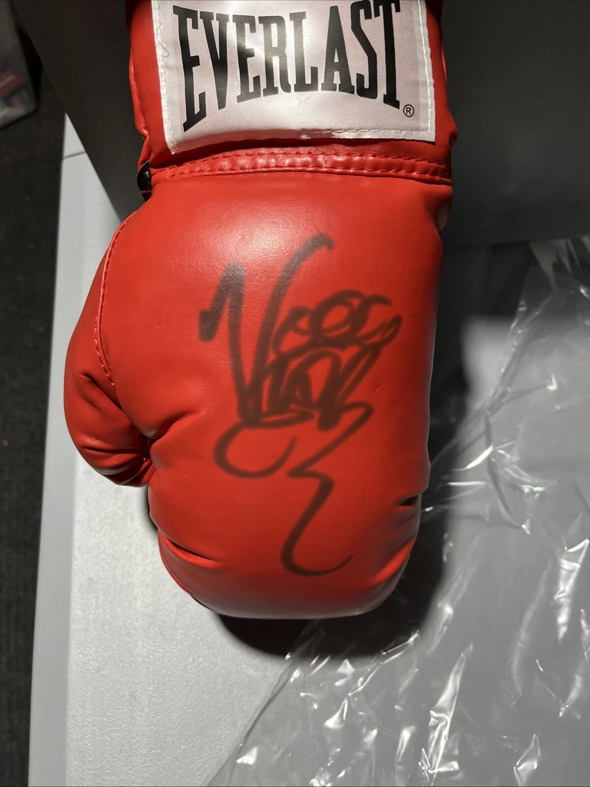 RAPPER VANILLA ICE SIGNED AUTOGRAPHED BOXING GLOVE JSA COA