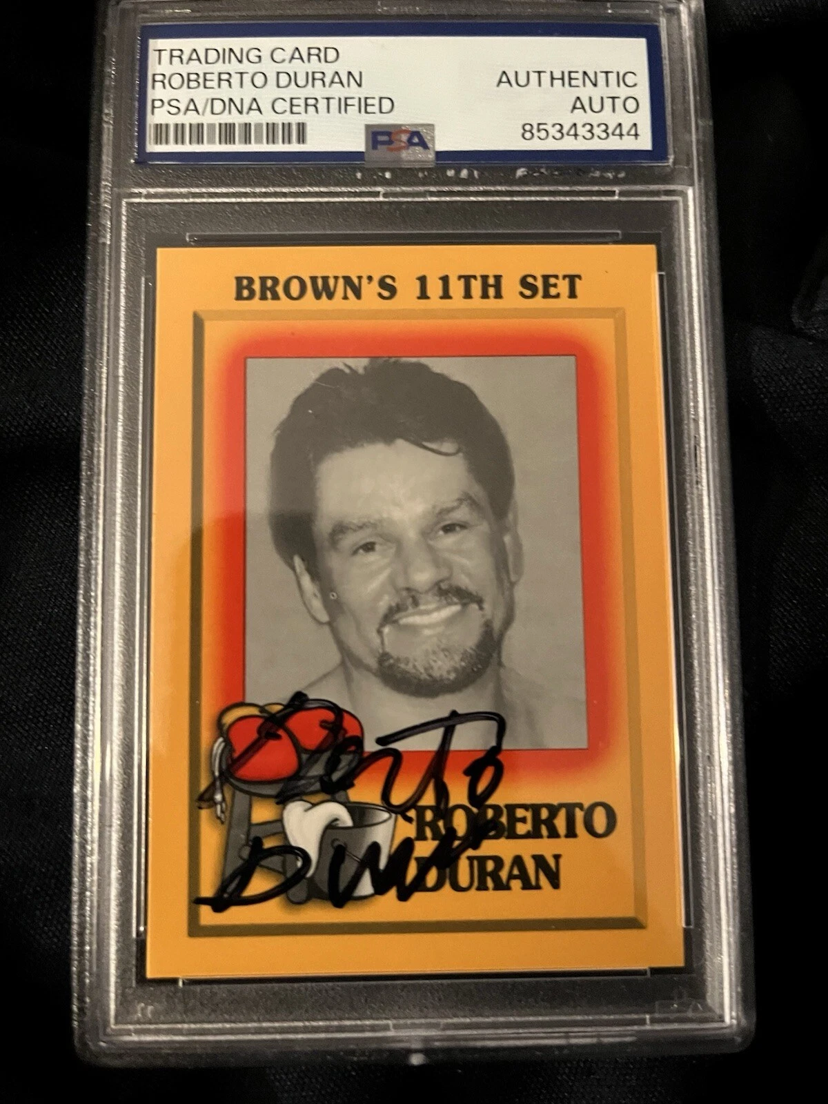 1997 Brown's Boxing Roberto Duran SIGNED AUTOGRAPHED PSA SLABBED HOF BOXER