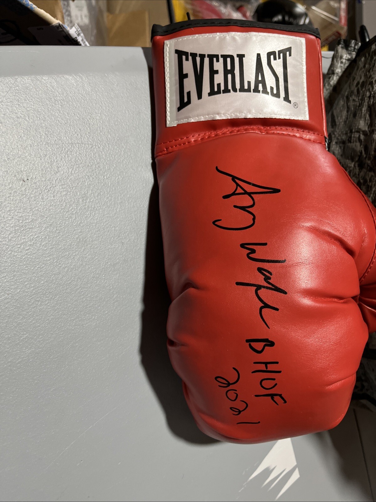 BOXER ACTRESS ANN WOLFE SIGNED WONDER WOMAN AUTOGRAPHED BOXING GLOVE JSA COA