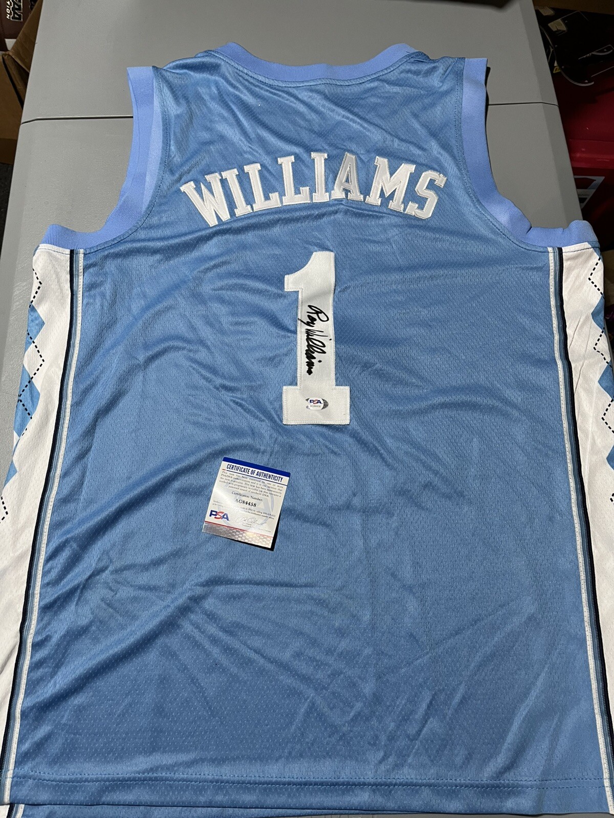 NORTH CAROLINA TAR HEELS ROY WILLIAMS SIGNED AUTOGRAPH JERSEY PSA CERT RARE L