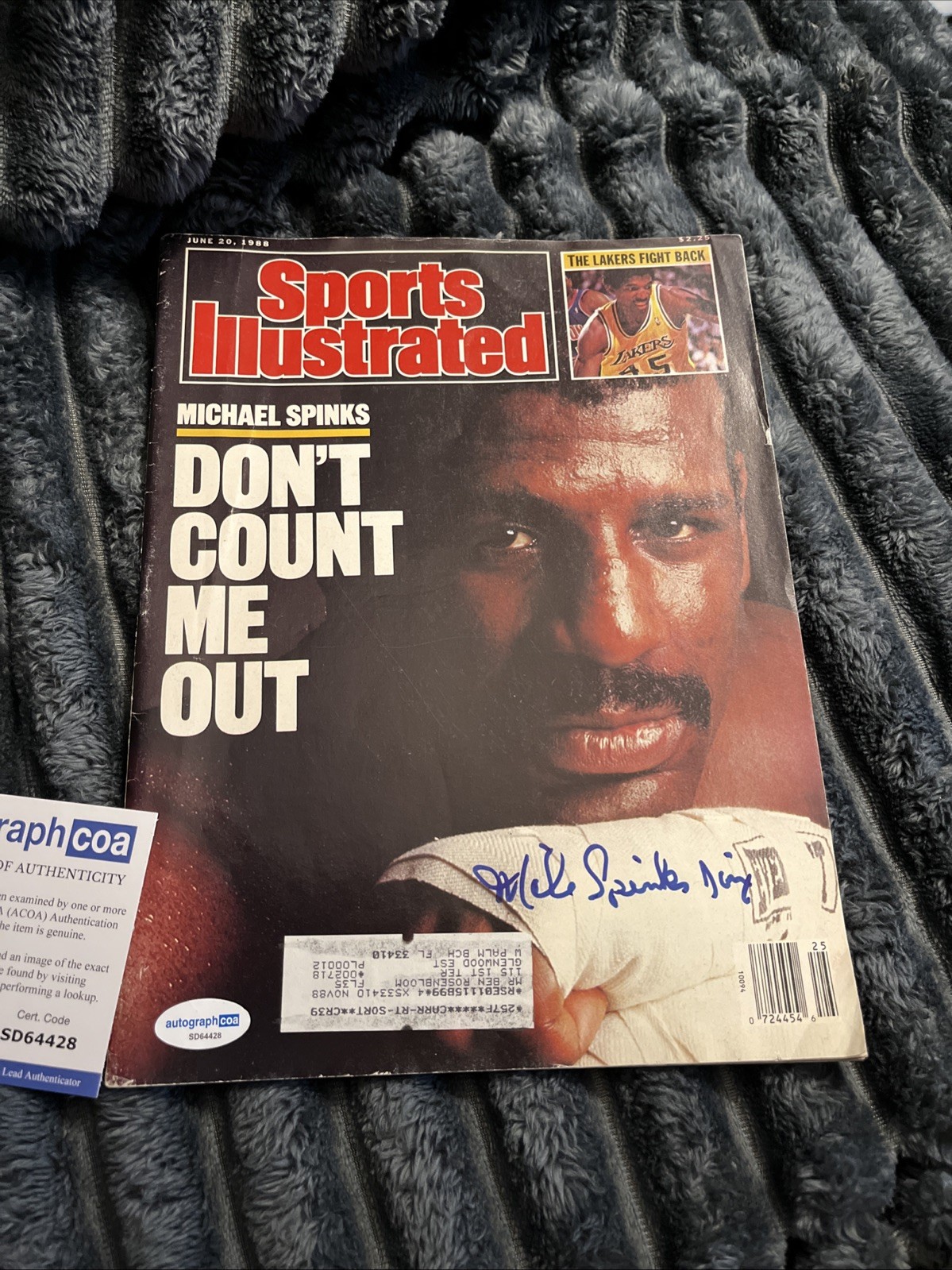 BOXER MICHAEL SPINKS SIGNED AUTOGRAPHED FULL MAGAZINE ACOA COA BOXING LEGEND SI