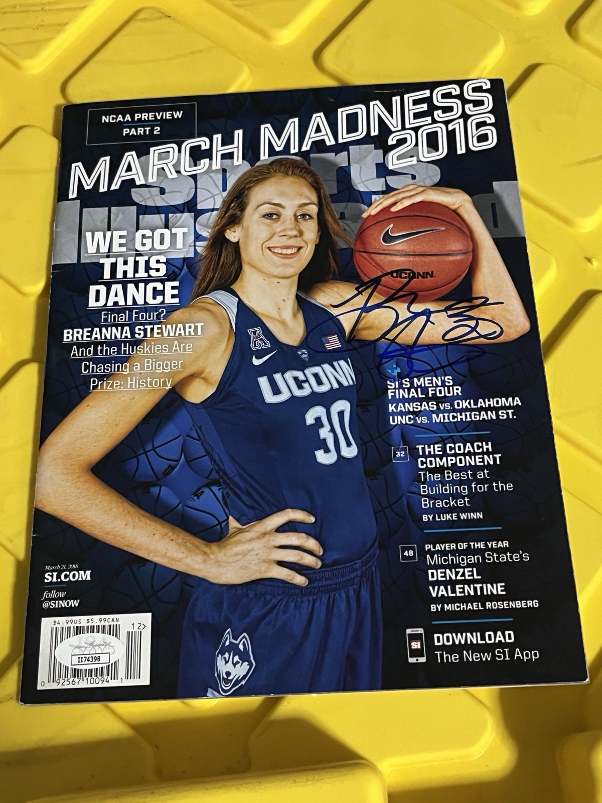Breanna Stewart Sports Illustrated Signed Autographed Magazine JSA Certified