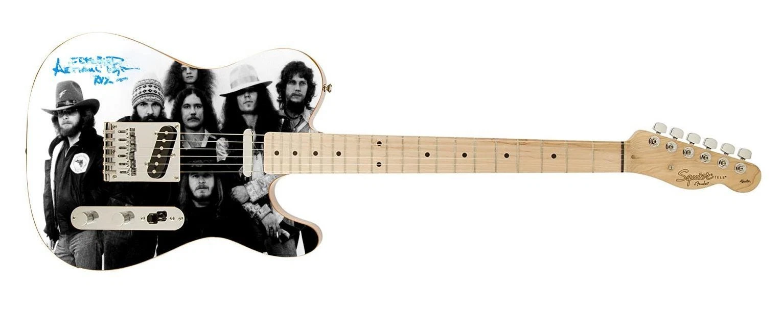 Lynyrd Skynyrd Artimus Pyle Signed Band Photo Graphics Fender Guitar ACOA