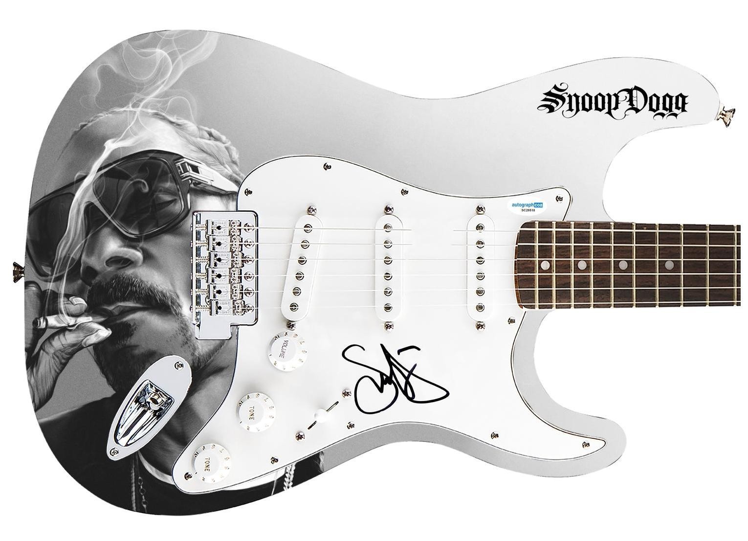 Snoop Dogg Signed 