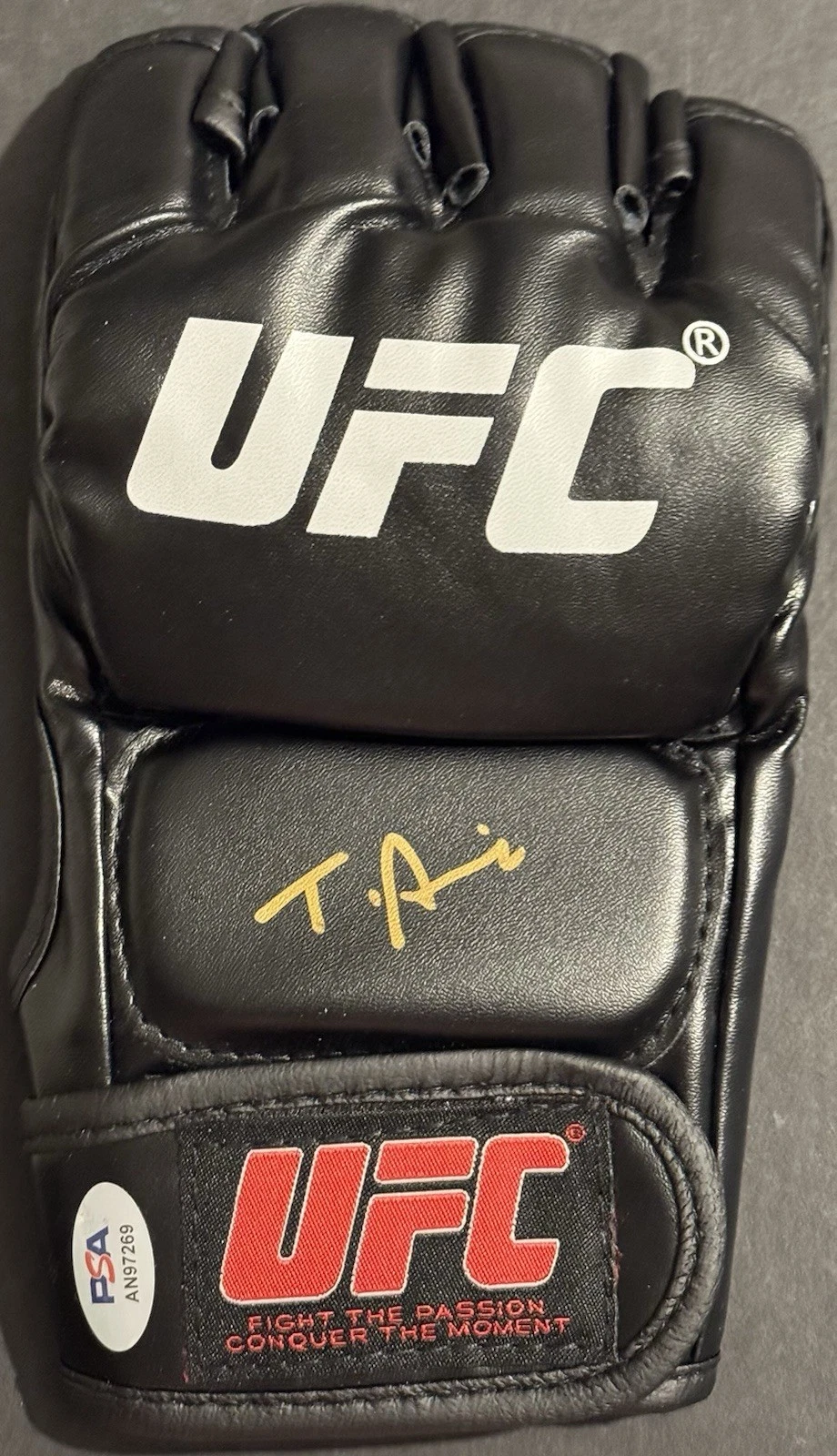 Tom Aspinall Signed Autographed UFC Fight Glove PSA/DNA Coa Heavyweight Champ