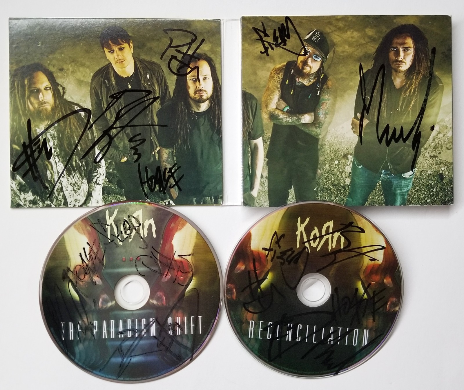 Korn band 3x SIGNED Paradigm Shift 2-Disc CD JSA LOA Davis Fieldy Munky Head +2