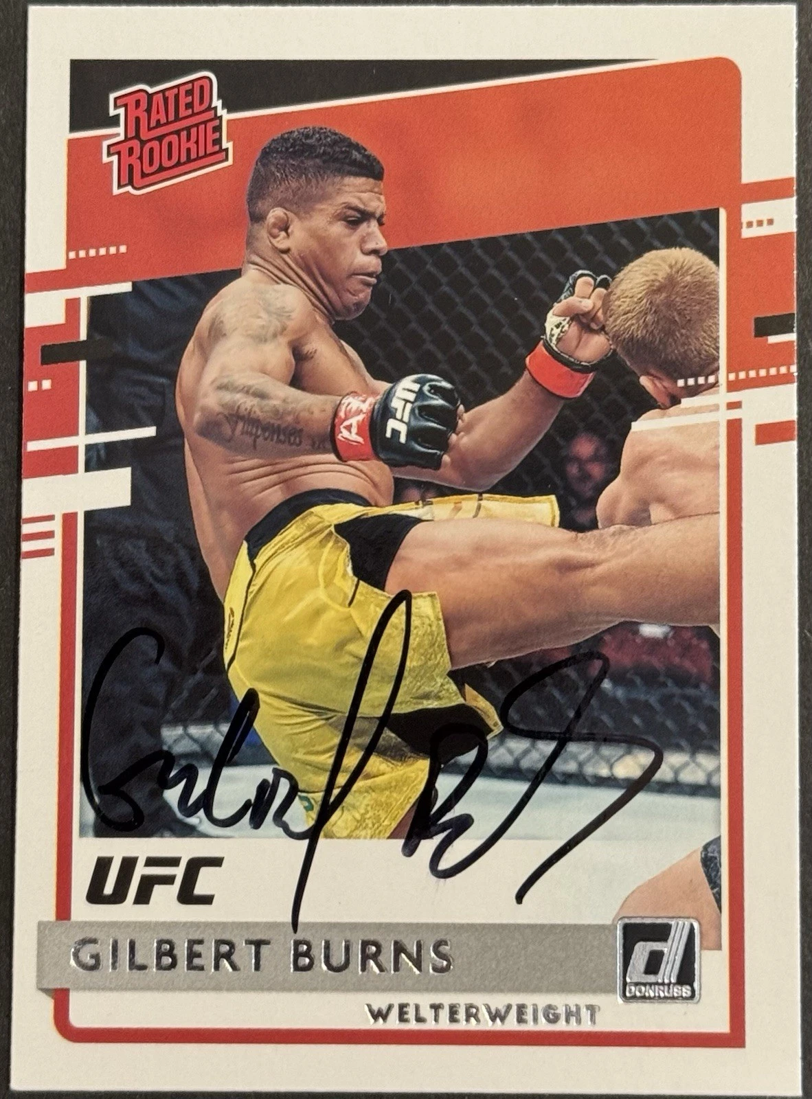 Gilbert Burns Signed Autographed 2021 Chronicles Donruss UFC Card Beckett Coa