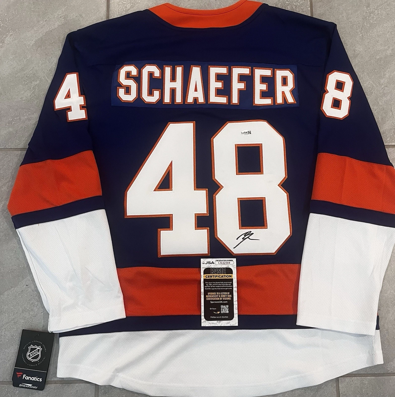 MATTHEW SCHAEFER SIGNED NEW YORK ISLANDERS HOCKEY JERSEY JSA COA