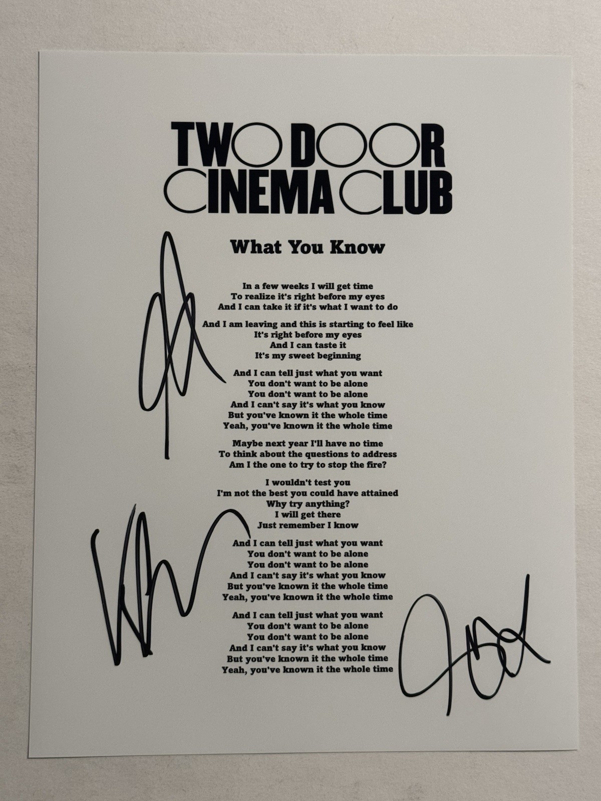 TWO DOOR CINEMA CLUB FULL BAND SIGNED LYRIC SHEET AUTOGRAPHED VERY RARE COA
