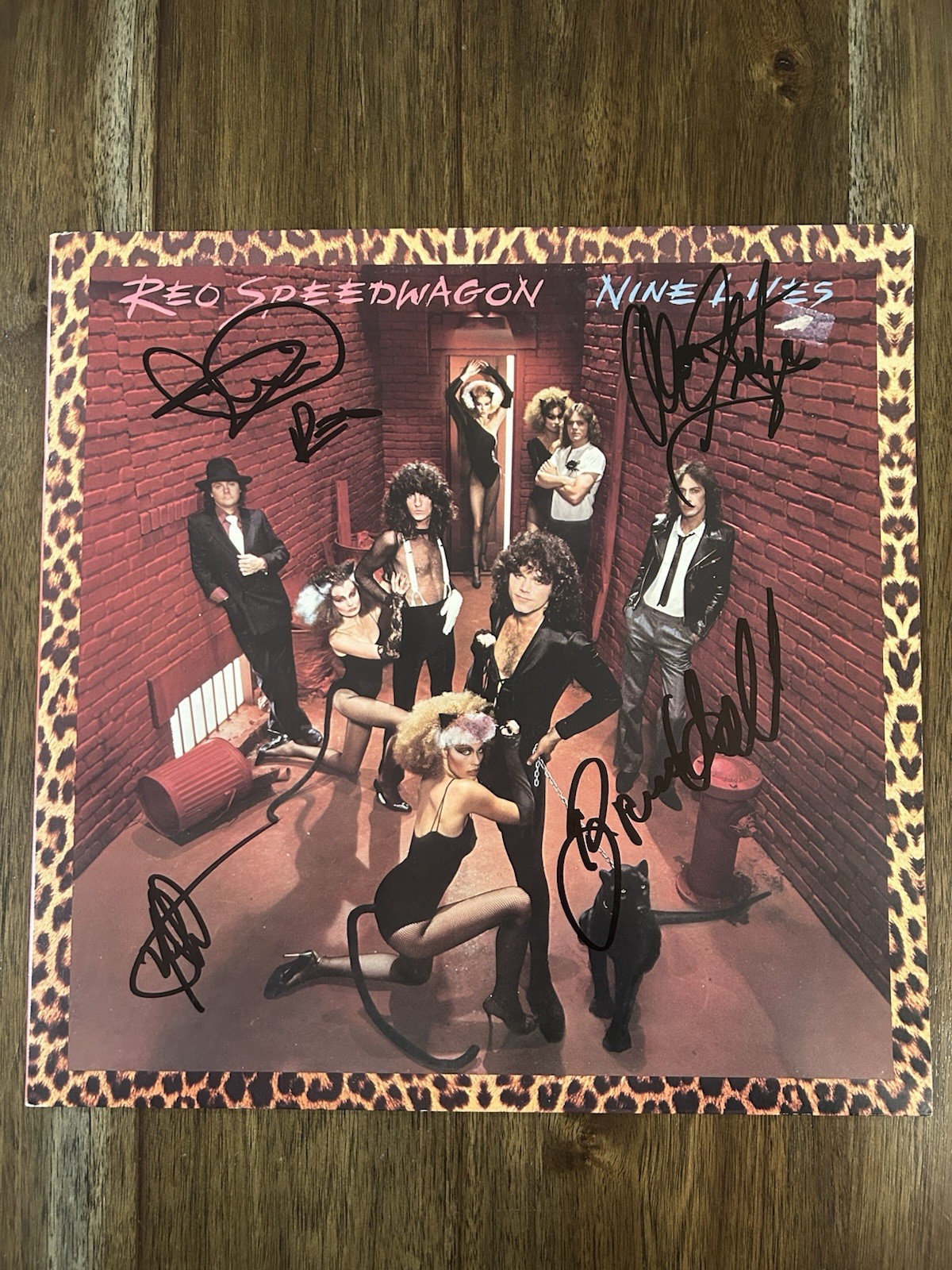‘REO Speedwagon’ Band Signed Vinyl Album ‘Nine Lives’ Kevin Cronin +3