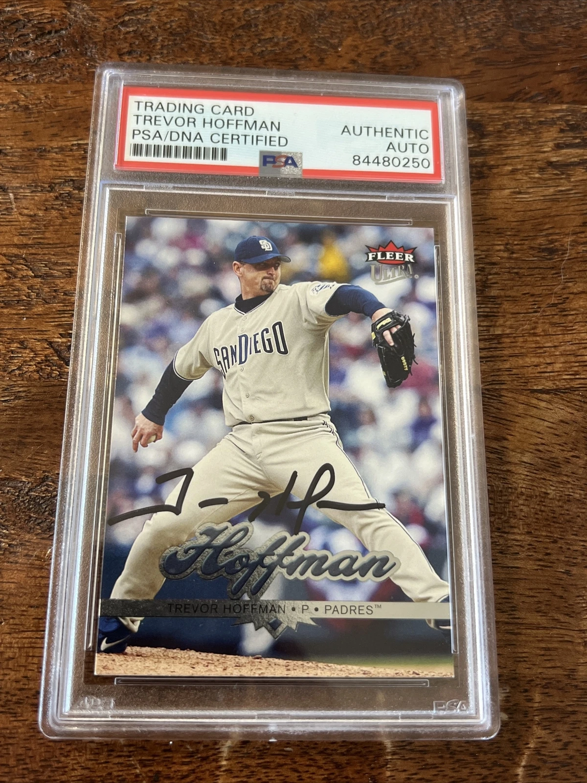 Trevor Hoffman Signed Fleer Ultra Card Psa Dna Coa Slabbed Padres Autographed